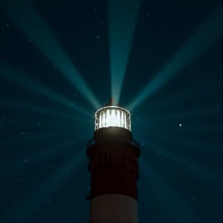 A Beacon for Aspirations: Navigating Your Path to Study in the UK for International Students (2026 Guide)